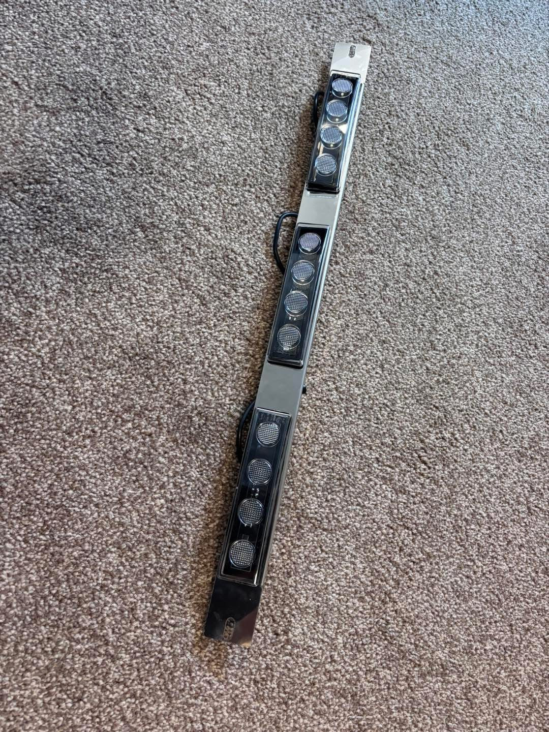 Scania streamline grill bar with visor lights